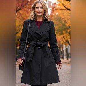 Banana Republic Women’s Black Rain Trench Coat With Belt Fitted Small